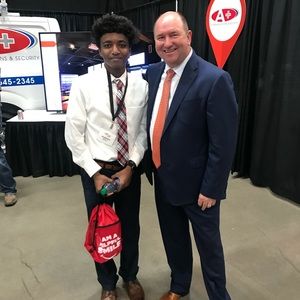 Meet your Posher, Albara